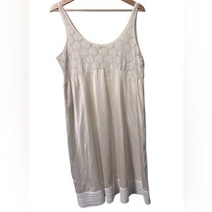 Vintage Sliperfection white full slip lace top and hem Size Large
